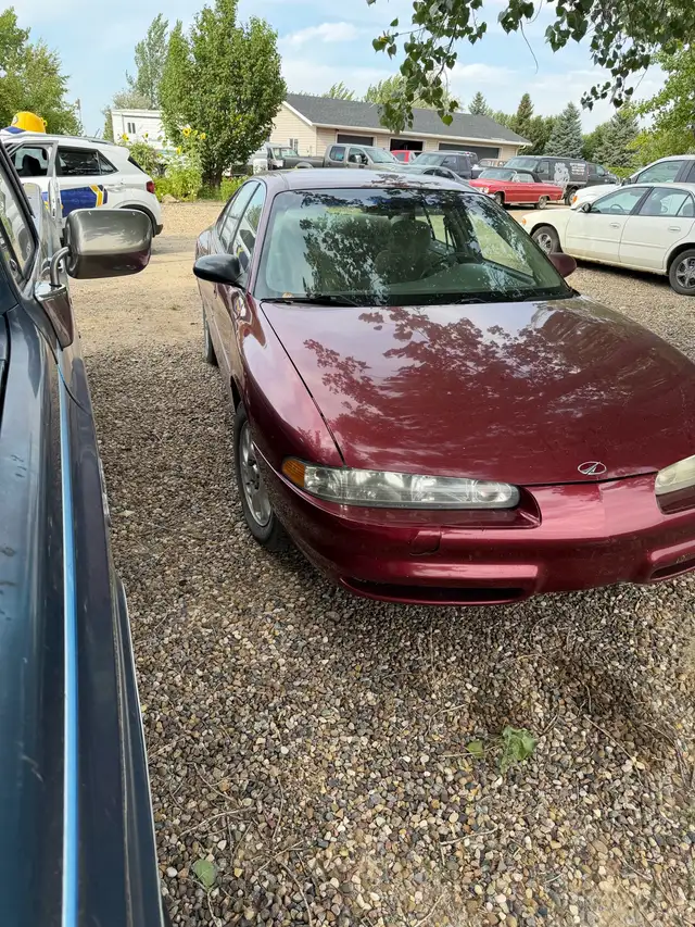 2002 Olds Intergra 