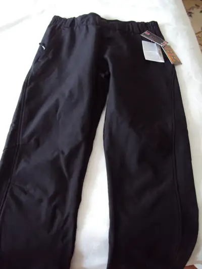 Pantalon La Cordée Soft Shell pour femme  NEUFS, View more