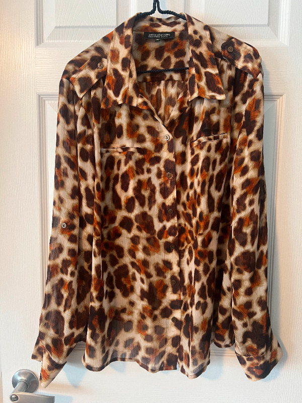 Jones New York Leopard Print Sheer Long-Sleeve Button-Up Blouse! in Women's - Tops & Outerwear in Calgary