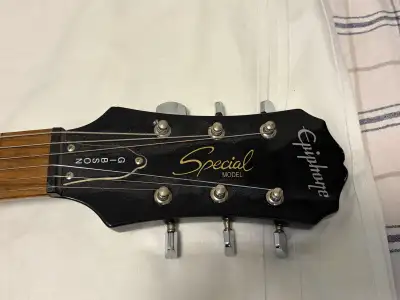 Ephiphone Special Model Sunburst Guitar, View more