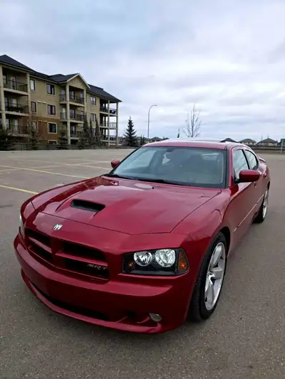 One owner no accident! Beautiful 2006 Dodge charger srt8 with only 89000kms Custom exhaust, subs, Ne...
