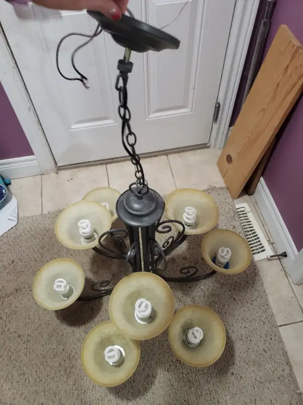 Chandelier light in Indoor Lighting & Fans in Brantford - Image 6