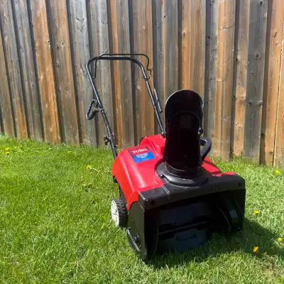 Toro Power Clear 180 snowblower. 18” auger, 87 cc OHV Toro engine. Tuned up and ready for the snow....