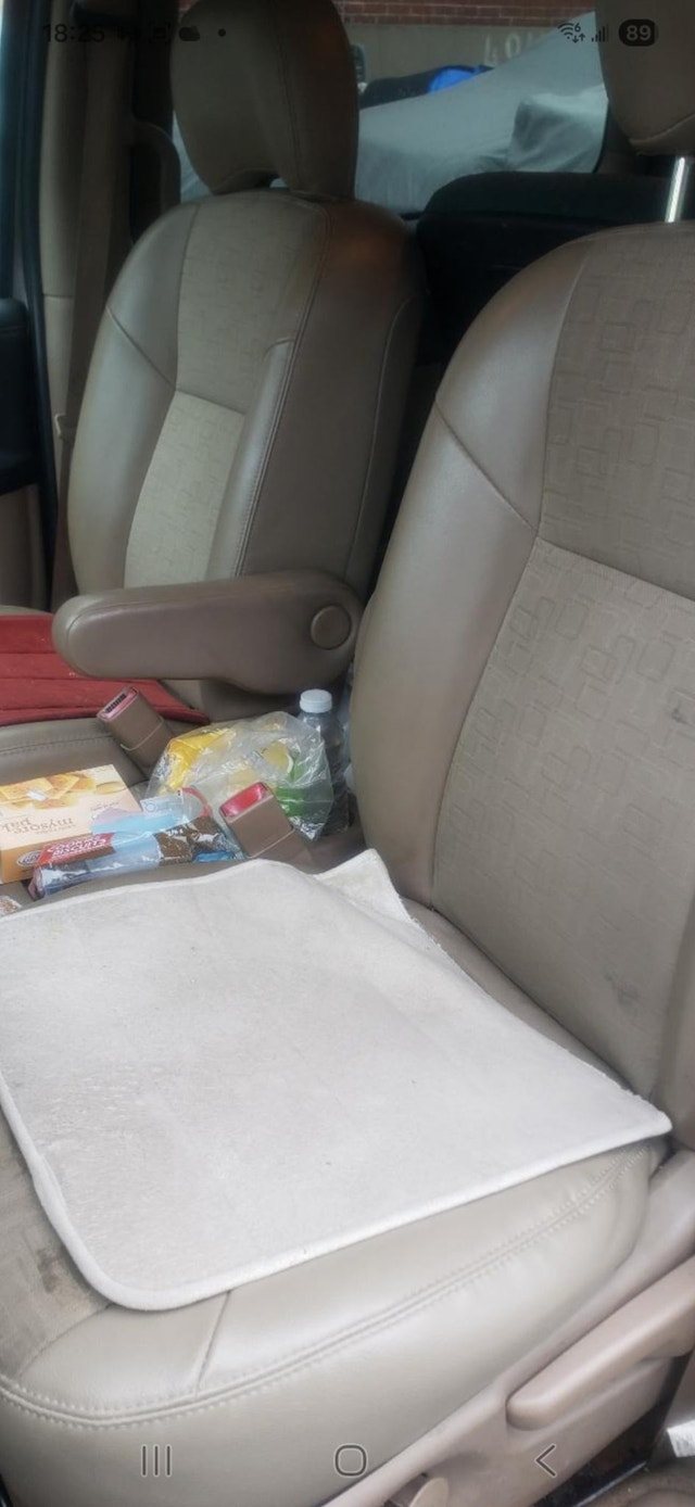 Pontiac Montana 2008 — photo 3