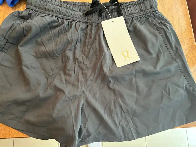 Men’s shorts in Men's in Markham / York Region - Image 3