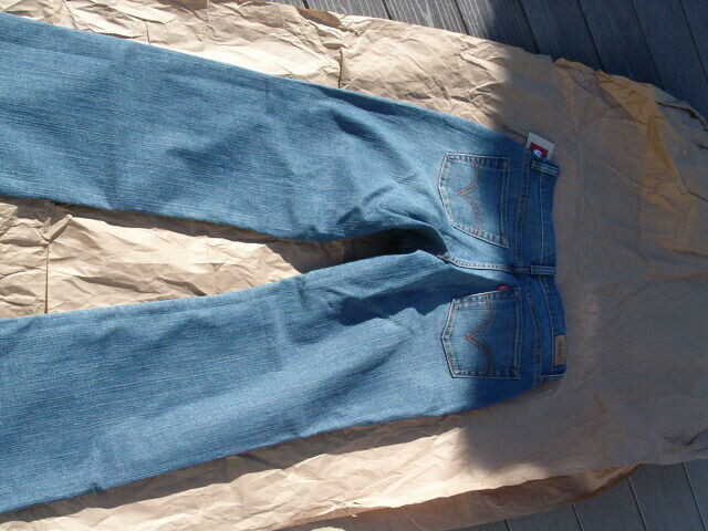 women blue jeans pants,size 10, women top in Women's - Bottoms in Winnipeg - Image 3
