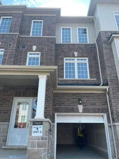 ✨ 3-Bedroom Townhouse for Rent | Brampton ✨ Available: March 1, 2026 Spacious and well-maintained 3-...