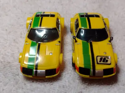 Sold as is, where is, full price, no refunds, no discounts, no mailouts; sold in Collingwood. These...