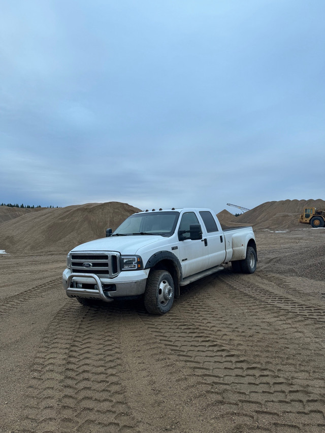 2005 6.0 ford daully  in Cars & Trucks in La Ronge