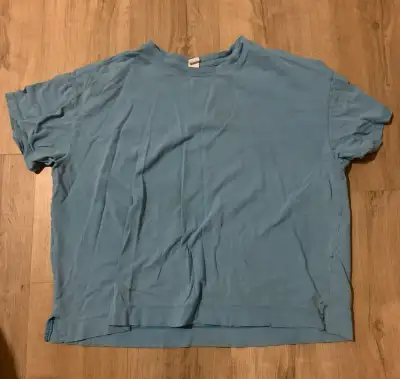Old Navy shirt, View more