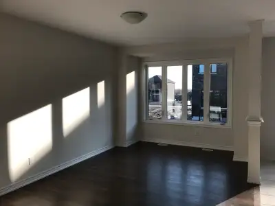 5 year old detached for rent with new appliances freshly painted new hardwood floor walking distance...