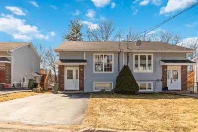 Welcome to 43 Florence Place Court in Lower Sackville, a charming and well maintained 3 bedroom, 1.5...