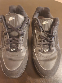 Men's Nike Air Max Shoes Size 10 Black. 