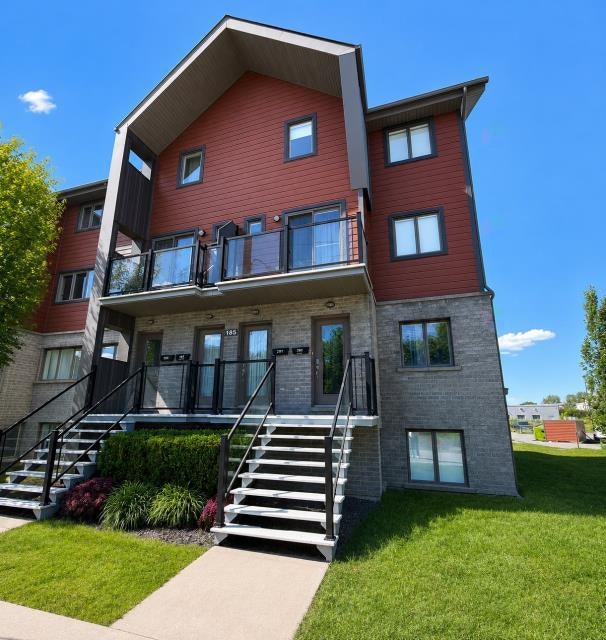 Magnifique et Lumineux / Marvelous and Bright Duplex - 4 1/2 — photo 1
