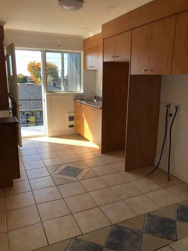 4 1/2 à louer Lachine