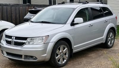 2009 Dodge Journey RT AWD (Silver) ($3500 OBO)