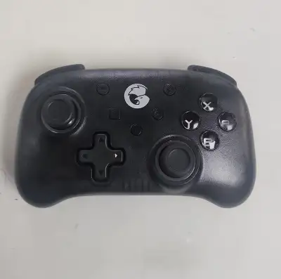 BRAND: GameSir MODEL: T4 Mini SKU: 250524ML00003 CONDITION: Used-Excellent ACCESSORIES: no box, cont...