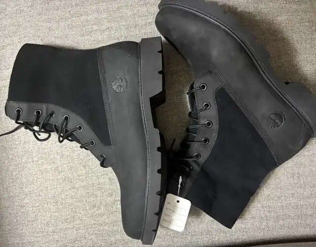 New No Box Women's Timberland Fleece Down Hold Down Winter Boots in Women's - Shoes in Mississauga / Peel Region - Image 7