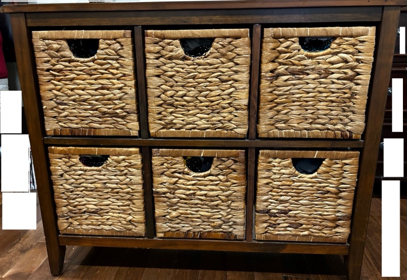 Quality Wood Bedroom Furniture in Excellent Condition Dressers