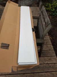 White oak vinyl plank flooring 30+ sq/ft