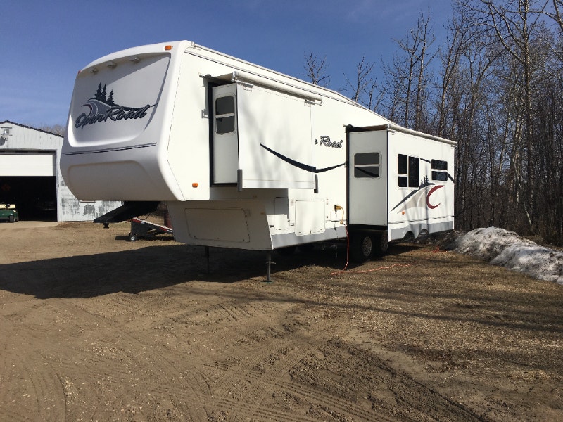 2005 Pilgrim Open Road Fifth Wheel Travel Trailers & Campers