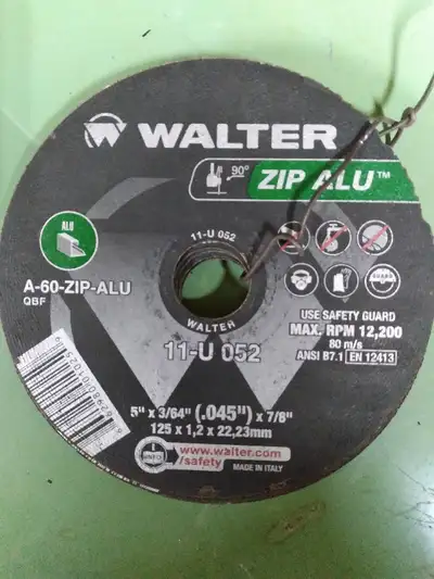 4 - 5"× 1/8" DIsc ($3 EACH) 1 - 5" × 1/4" NORTON 1 - 5" × 1/4" Depressed ($3) These 5 " DISC RETAIL...