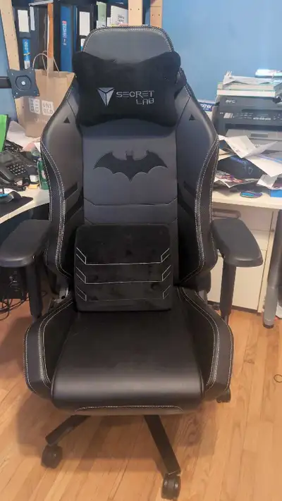 Secret lab Gaming Chair - Dark Knight Edition, View more