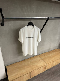 Givenchy T shirt 