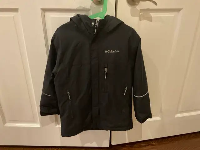 COLUMBIA KIDS WINTER JACKET AND SNOW PANTS 8 YEARS  in Kids & Youth in Mississauga / Peel Region - Image 3