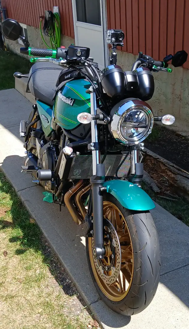BRAND NEW 2023 KAWASAKI Z650RS FOR SALE WITH TONS OF EXTRAS!!! in Sport Bikes in Edmonton - Image 20