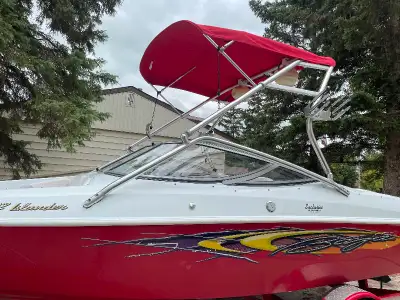 6.2 Merc. Motor has approx. 150hrs(not original). Factory installed wake tower. No spidering or crac...