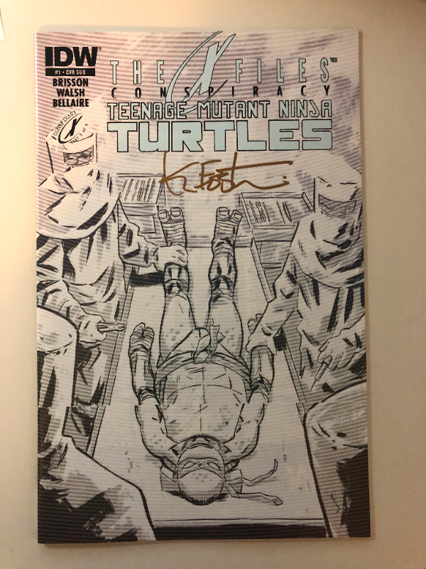 X-Files Conspiracy Teenage Mutant Ninja Turtles #1 comic Eastman in Comics & Graphic Novels in City of Toronto