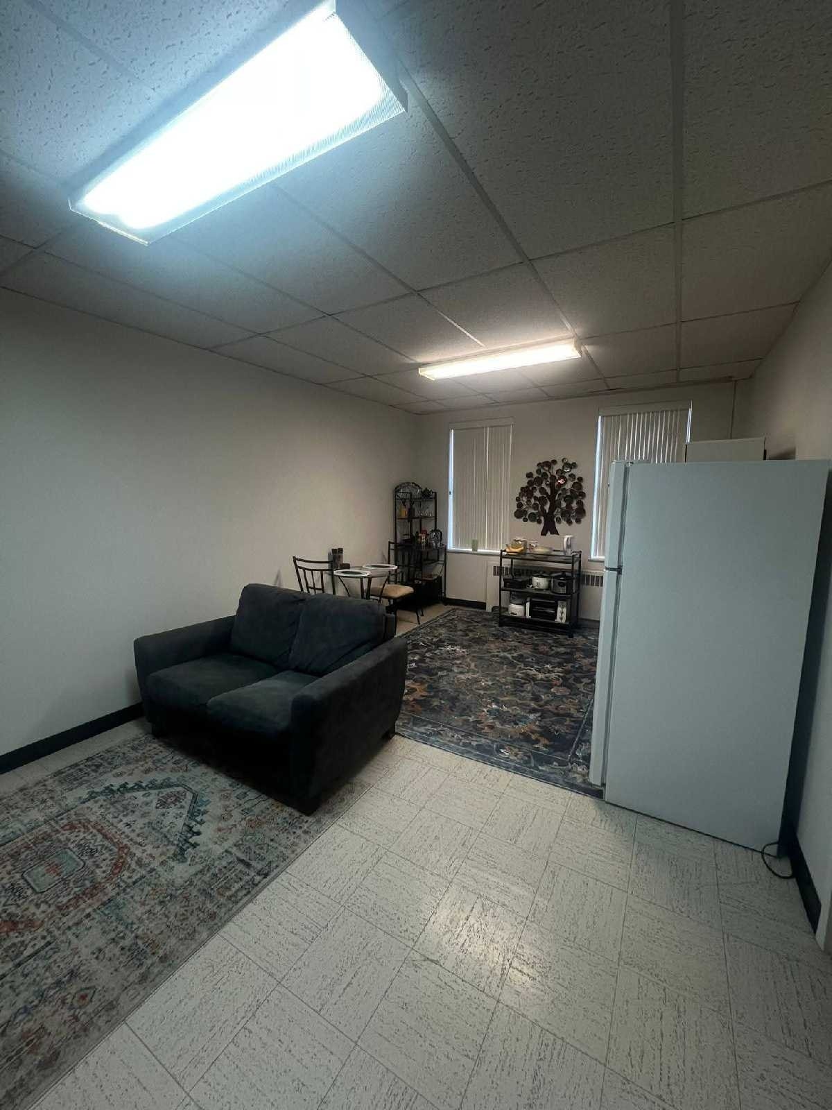 6670 Rue Saint-Louis-de-France — photo 3