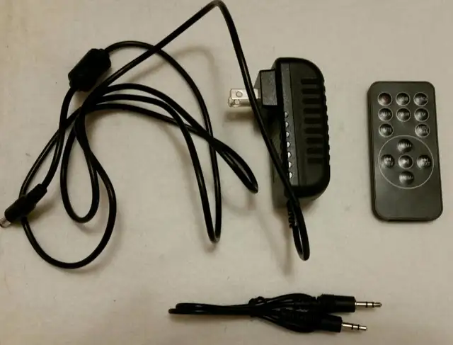 Digital Radio MP3 Player w/ remote control520776237555404804