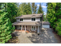 Home at north Shuswap with access to the lake