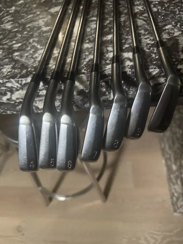 Srixon ZX5 Irons in Golf in St. Catharines - Image 3