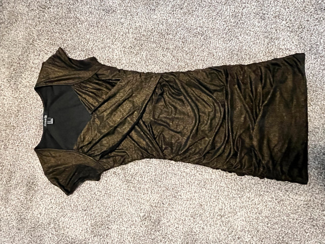 Forever 21 Black/Gold bodycon dress (size M)  in Women's - Dresses & Skirts in Calgary - Image 2