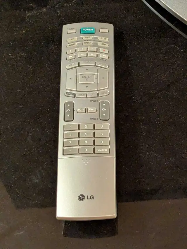 LG 42 inch Plasma TV - 2006 Model in TVs in Ottawa - Image 5