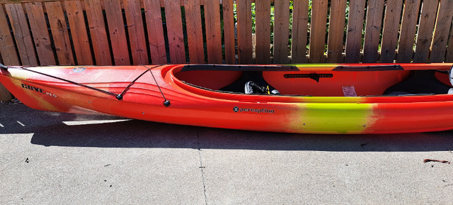 Cove 2 person kayak in Canoes, Kayaks & Paddles in Windsor Region - Image 3