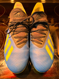Adidas X Souliers de foot enfant taille 5 - Kids soccer shoes