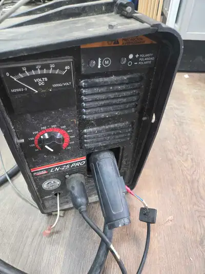 Lincoln  ln25 pro wire feeder welder, View more