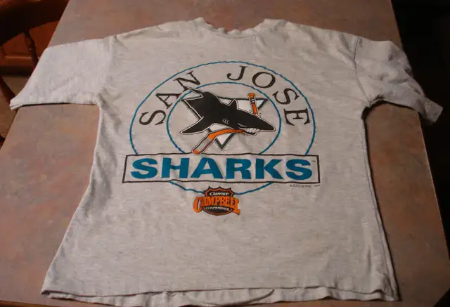 Vintage San Jose Sharks t-shirt, gray NHL hockey62863739370113127