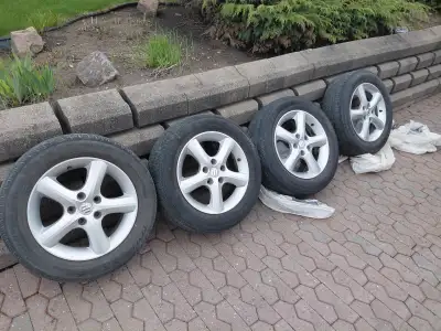 4 mags avec pneus 205 60 r16 encore bon pour 2 été, View more