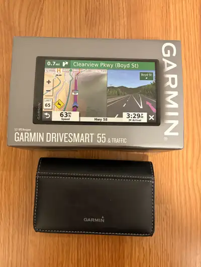 Je vends mon GPS Garmin DriveSmart 55 & Traffic, un appareil en excellent état, comme neuf, utilisé...