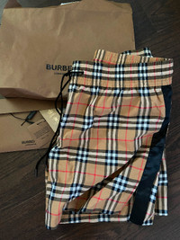 Burberry women’s shorts US 10. Pick up in Guelph