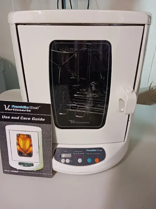 rotissoire in Kitchen & Dining Wares in Edmundston - Image 2