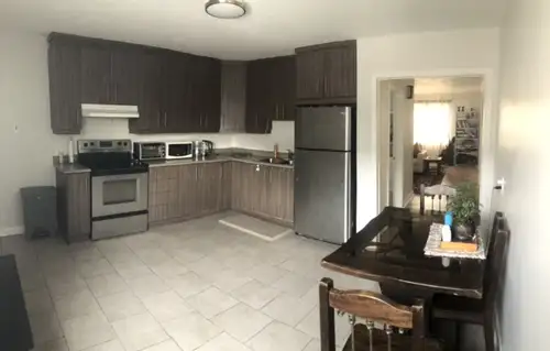 Address: 76 rue Chauveau, Gatineau Video: https://youtu.be/es6muVMmqS0 If the ad is still up, it is...