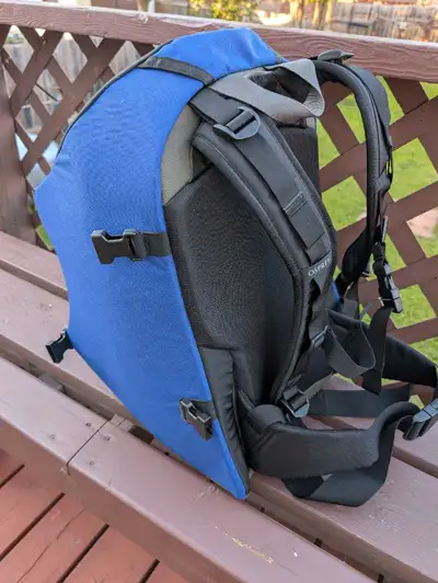 Osprey heritage scarab 30l backpack,weighs 2.65 lbs, bought it from Gear up for outdoors for a trip...