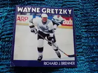 Wayne Gretzky Hockey Book Richard J. Brenner Book with poster