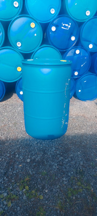 Barrels plastic 55 gallons dock